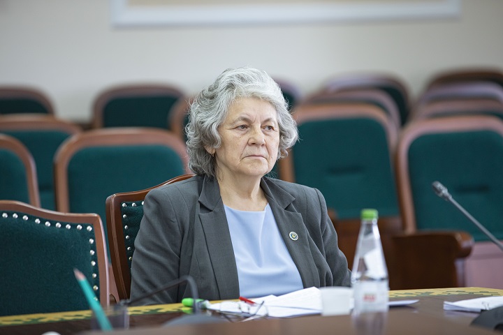 IIBR7934 2.jpg